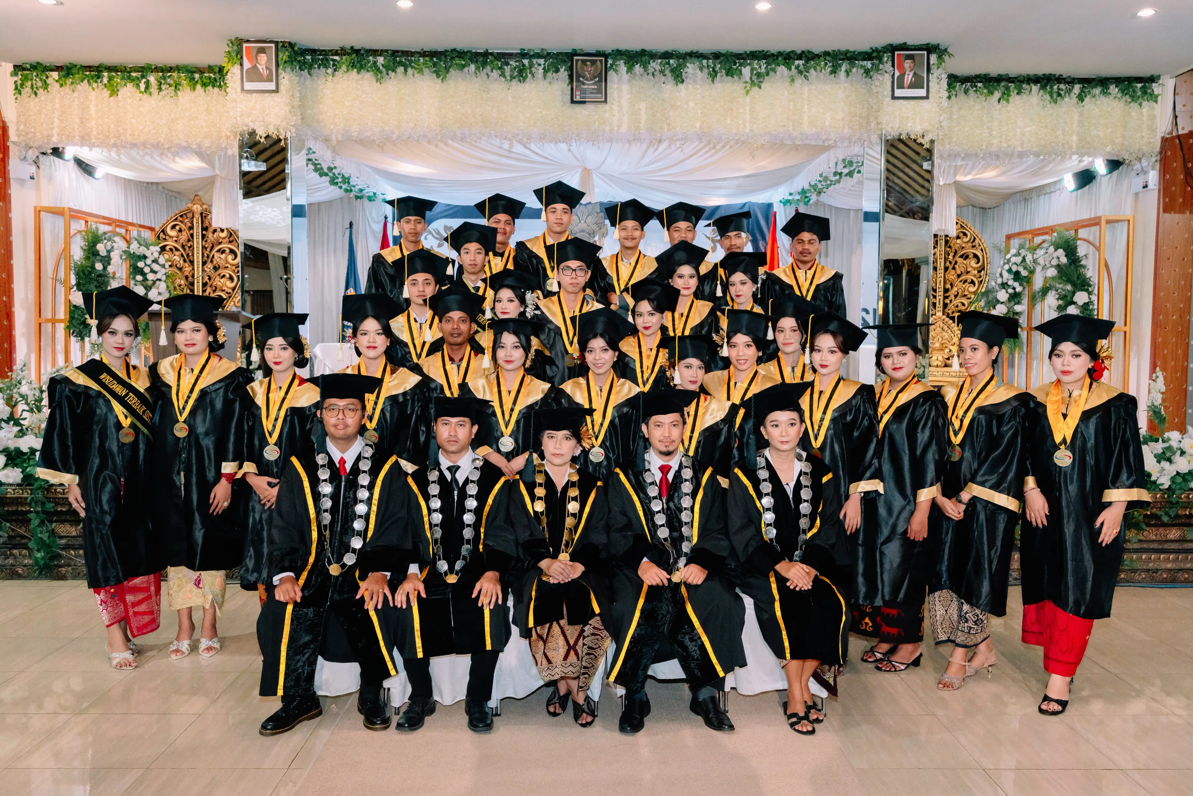 Wisuda STMIK Bandung Bali